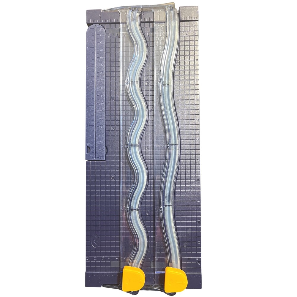 Creative Memories Wavy Decorative Paper Trimmer Scrapbooking Tool Blue